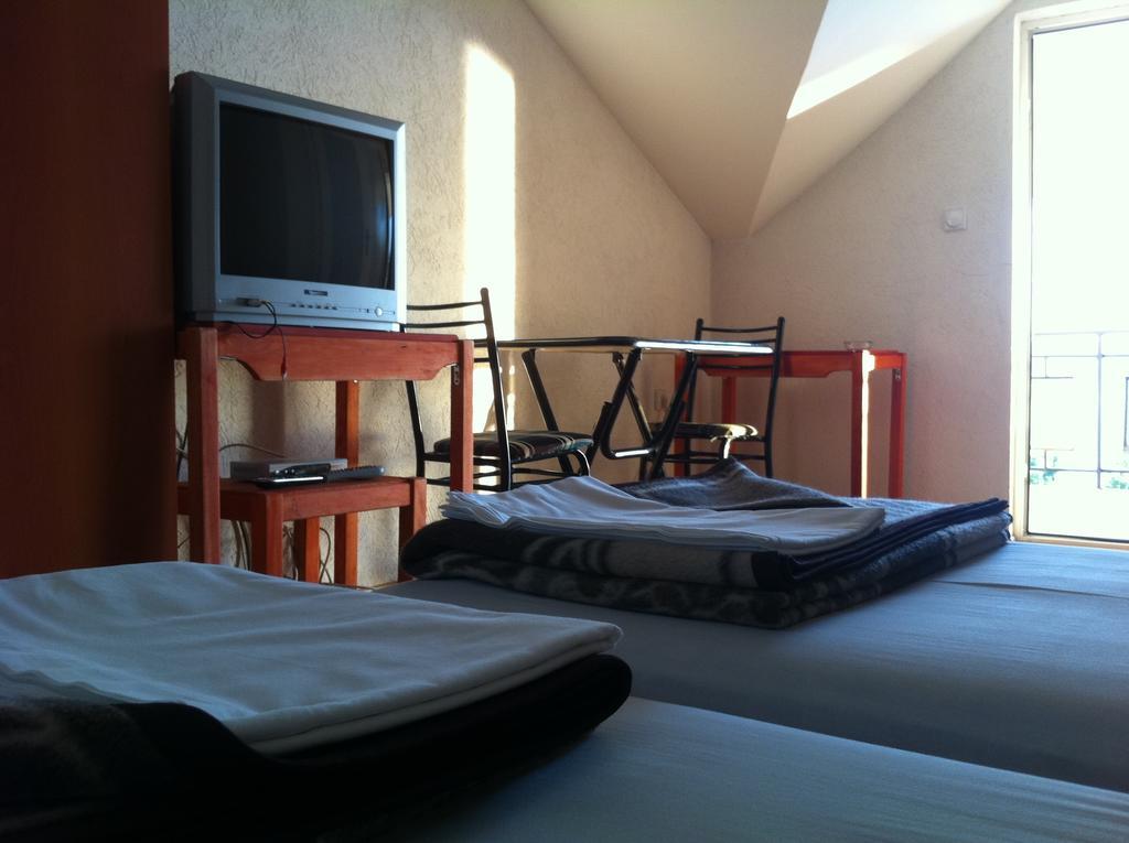 Guest House Lokoski Peštani Pokoj fotografie